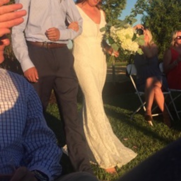 Wedding dress -lace - Picture 10 of 13